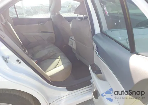 2019 Toyota Camry Le z USA, uszkodzony, nr VIN 4T1B11HK0KU809393